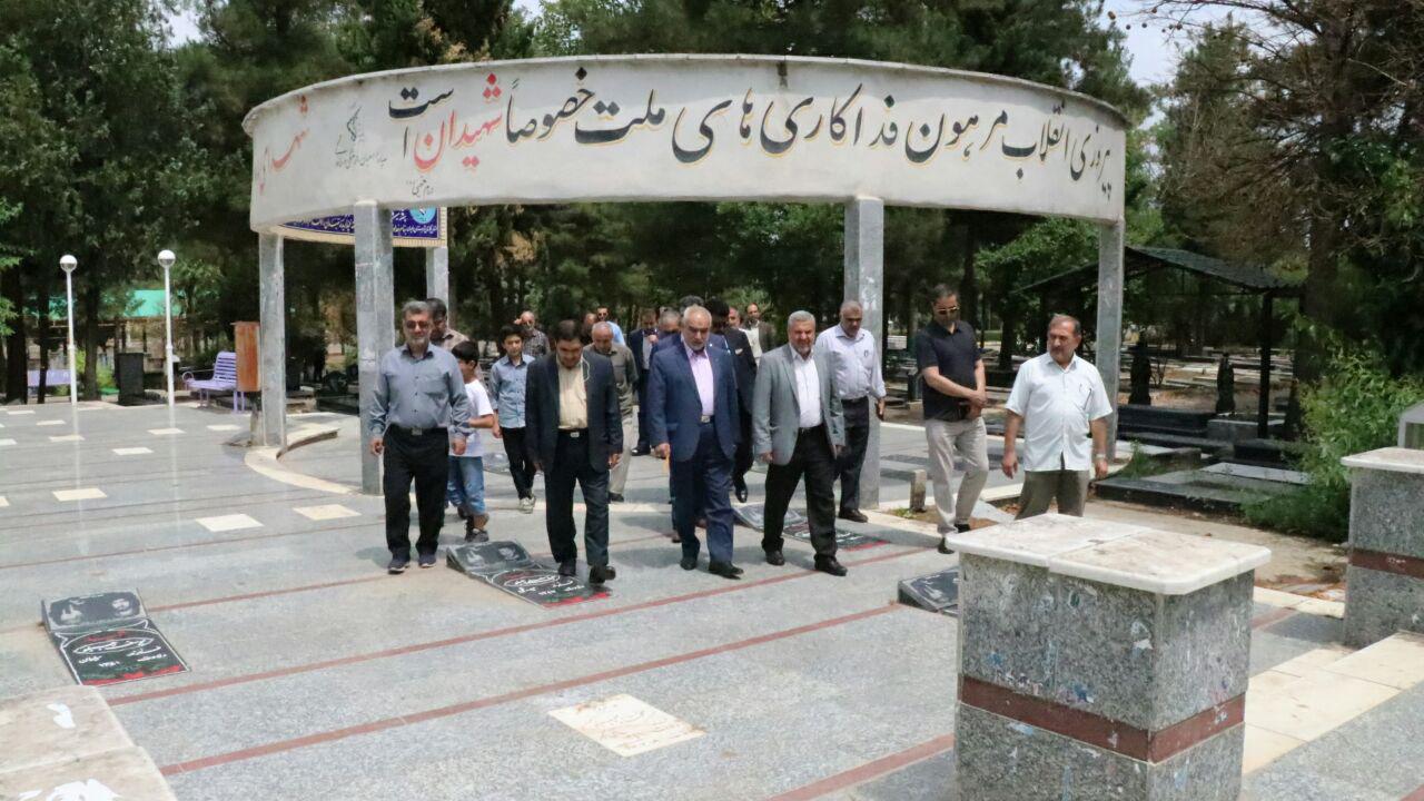 دیدار با خانواده شهداء