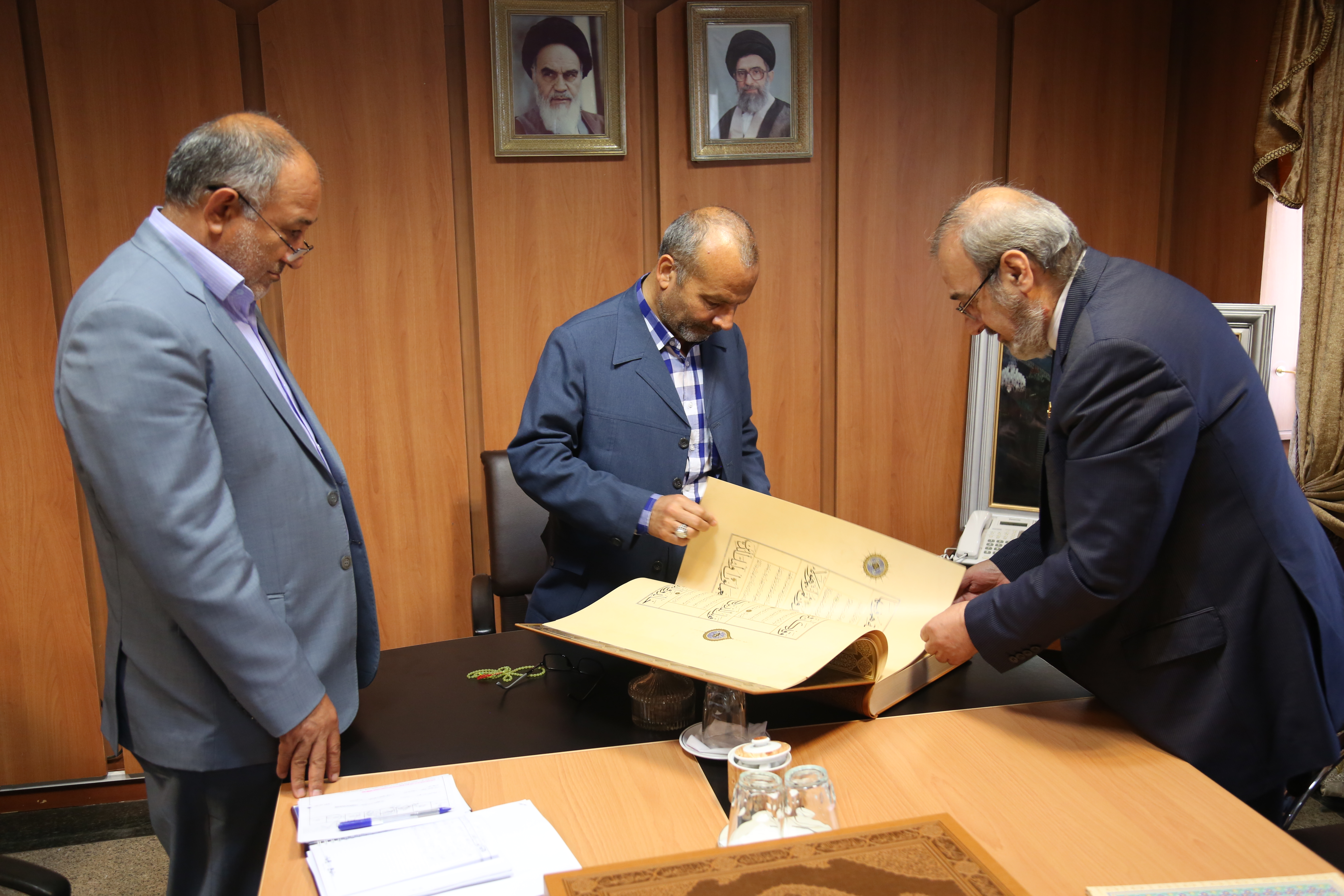 بانک پاسارگاد اهدای قرآن
