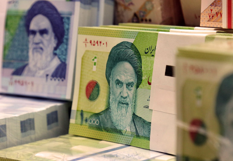 توزیع اسکناس نو در آستانه عید غدیر