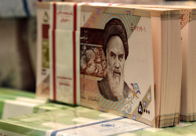 توزیع اسکناس نو در آستانه عید غدیر