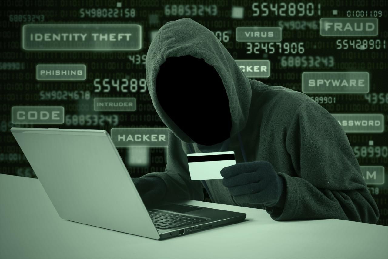 کلاهبرداری آنلاین