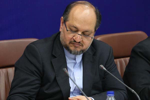 محمد شریعتمداری