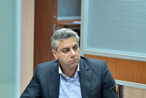 هومن حاجی پور