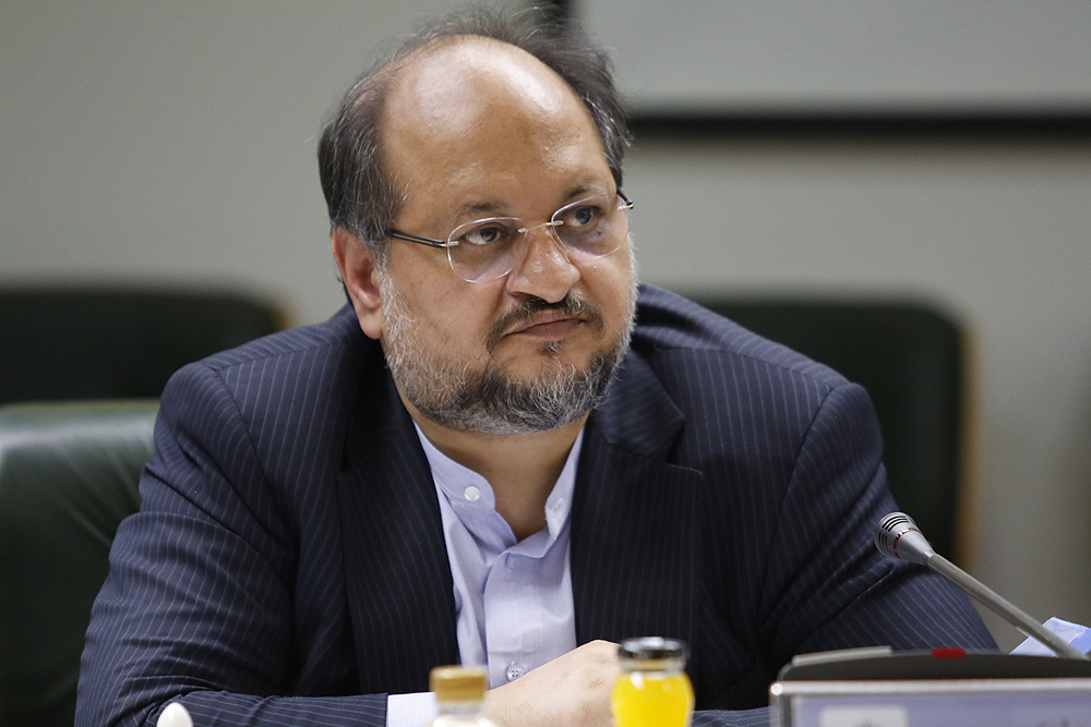 محمد شریعتمداری