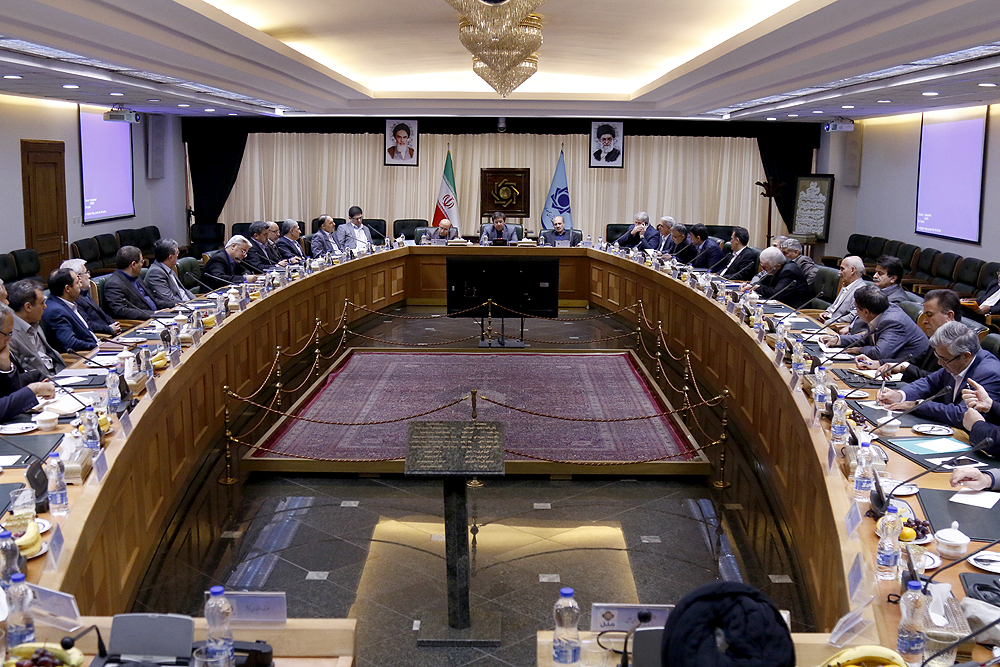 جلسه همتی و مدیران عامل بانک ها