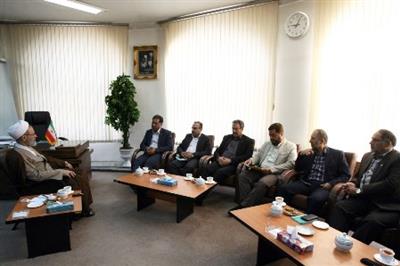 دکتر اکبری