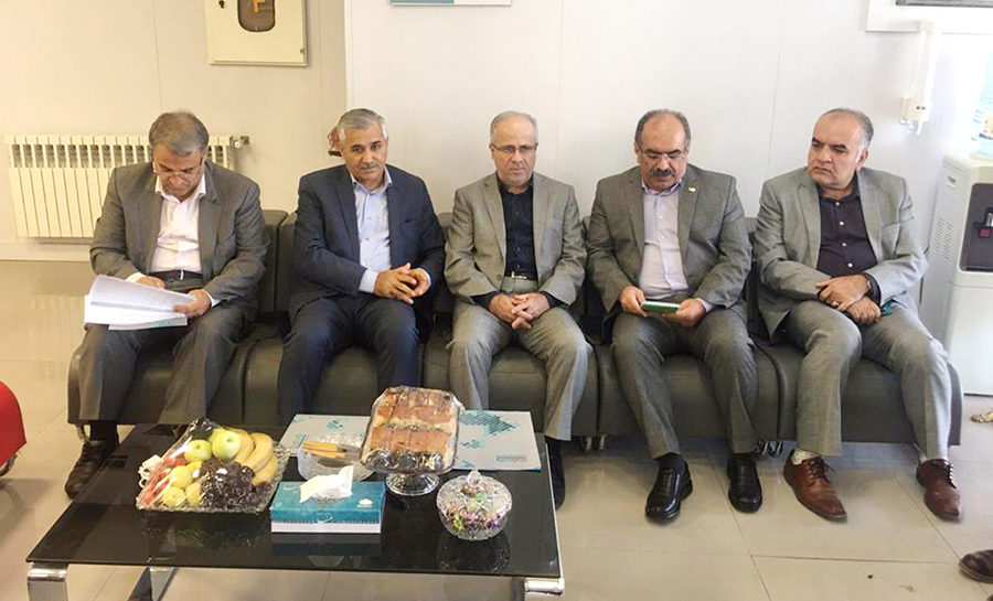 همدلی و هم افزایی کارکنان رمز  موفقیت بانک دی