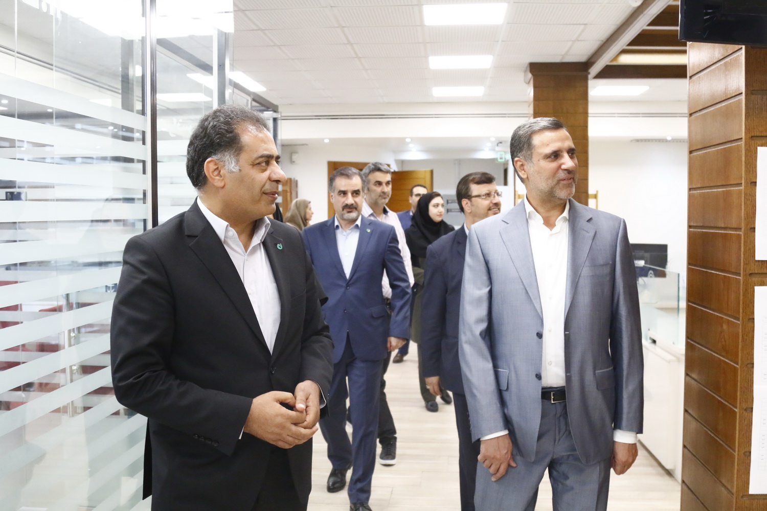 بازدید مدیرعامل بانک قرض الحسنه مهر ایران از ایبِنا