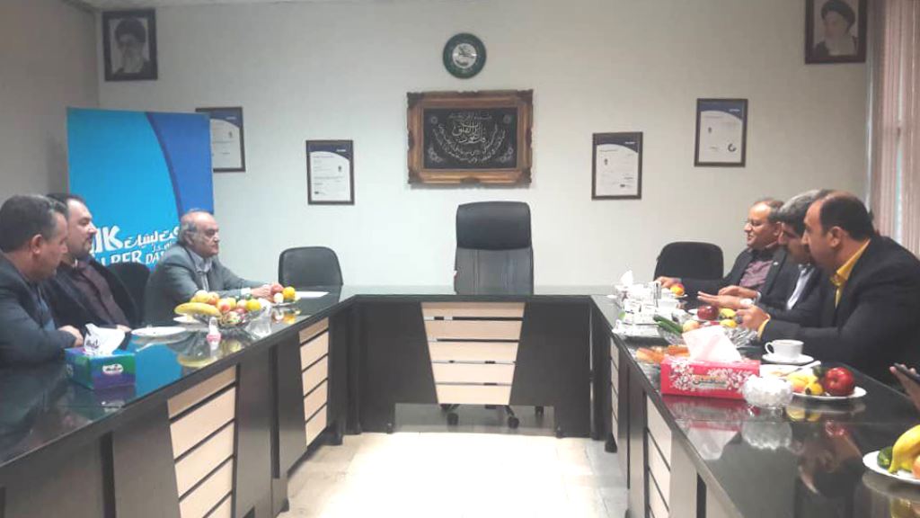 بازدید مدیرعامل بانک توسعه تعاون از شرکتهای کالبر و آونگان