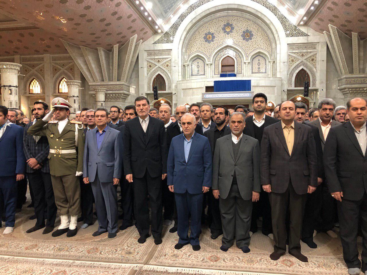 تجدید میثاق کارکنان بانک صنعت و معدن