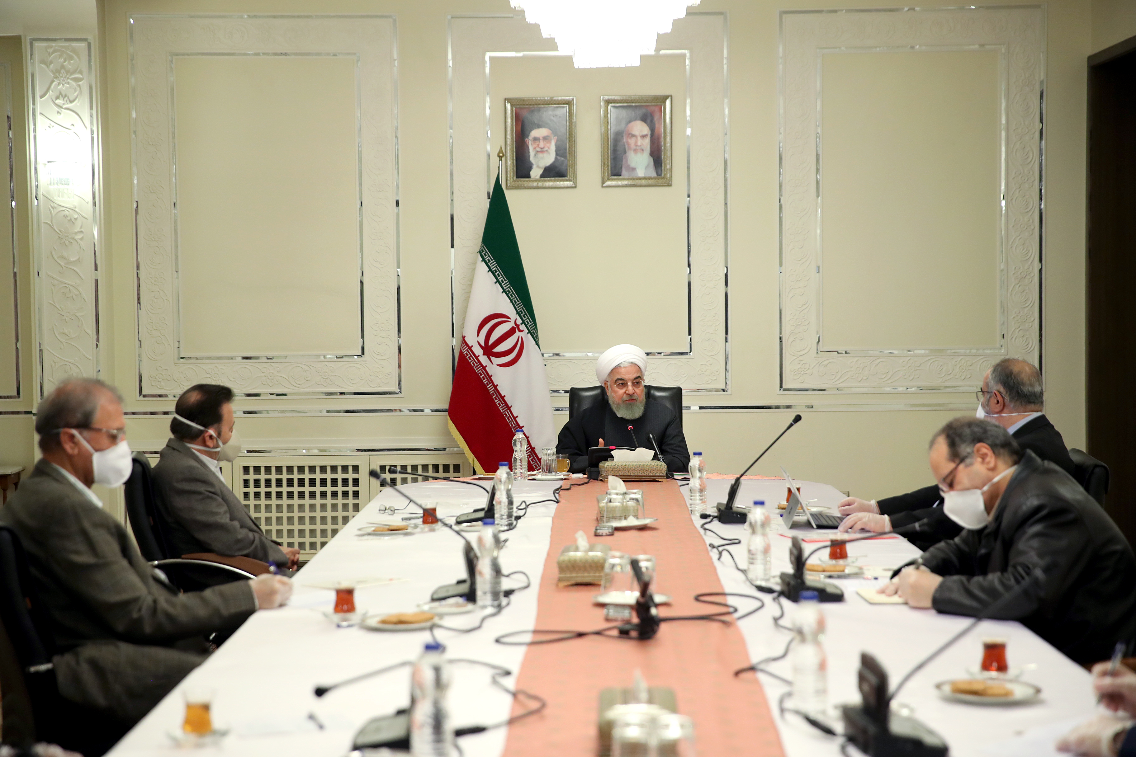 ییی