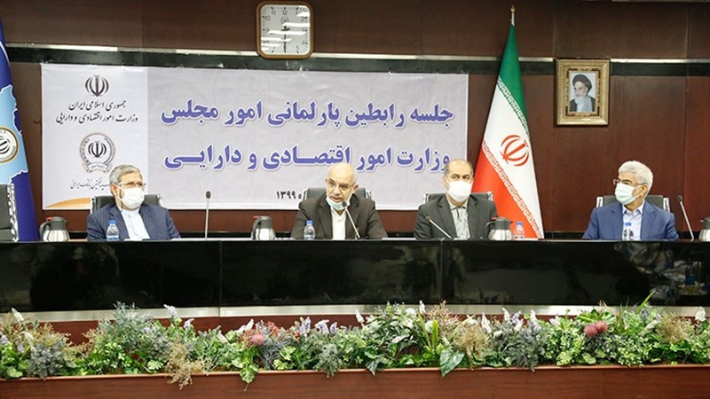 چقازردی در جلسه مشترک با معاون حقوقی و پارلمانی وزارت امور اقتصادی و دارایی