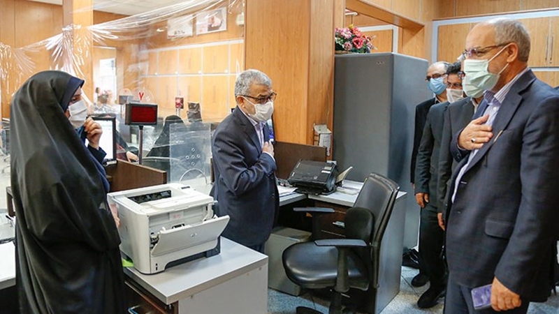 بازدید سرزده مدیرعامل بانک سپه از شعب ادغامی