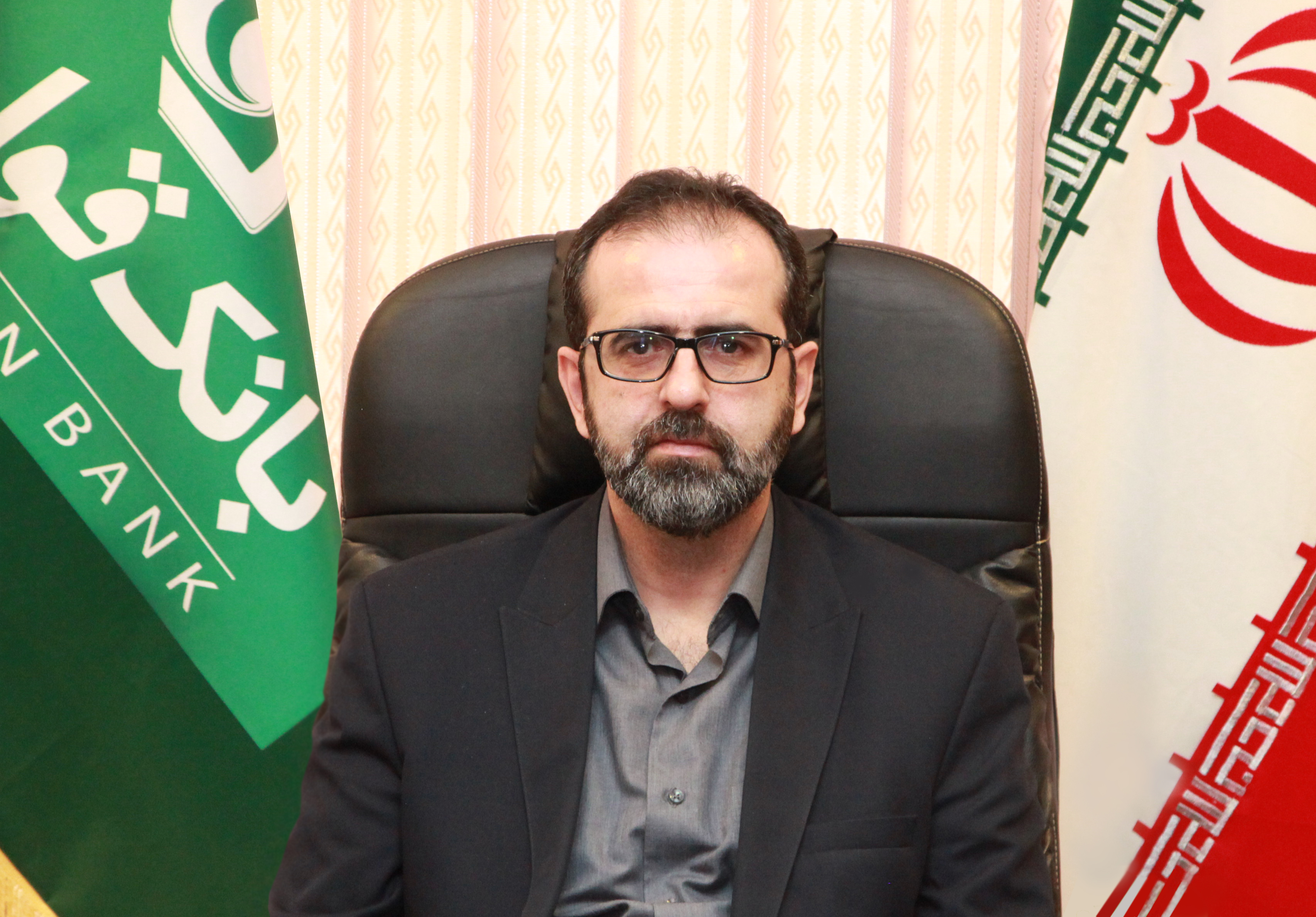 معاون مالی بانک قوامین