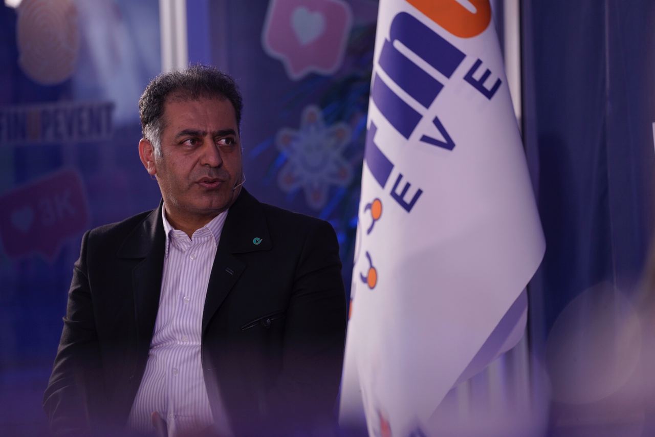 اکبری