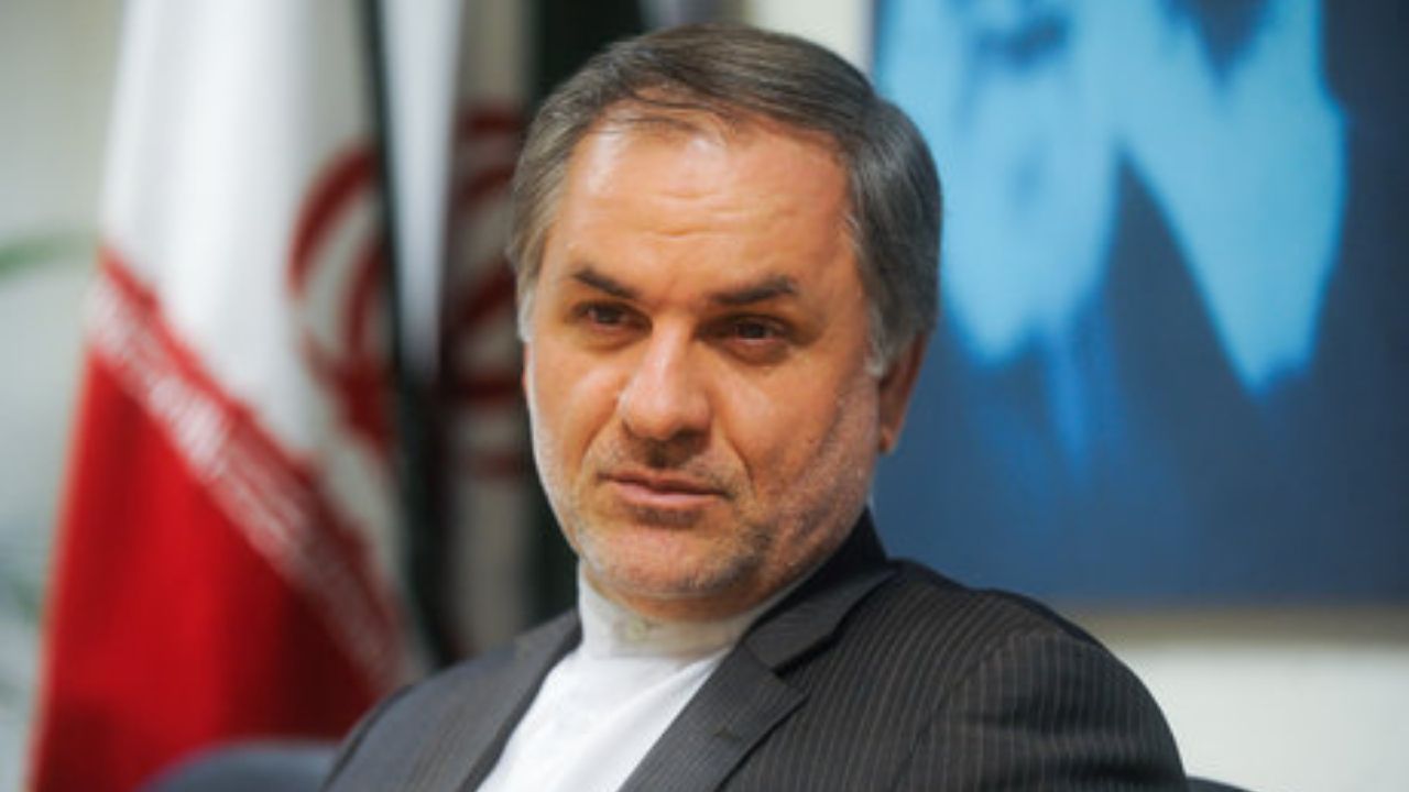 نوشابادی