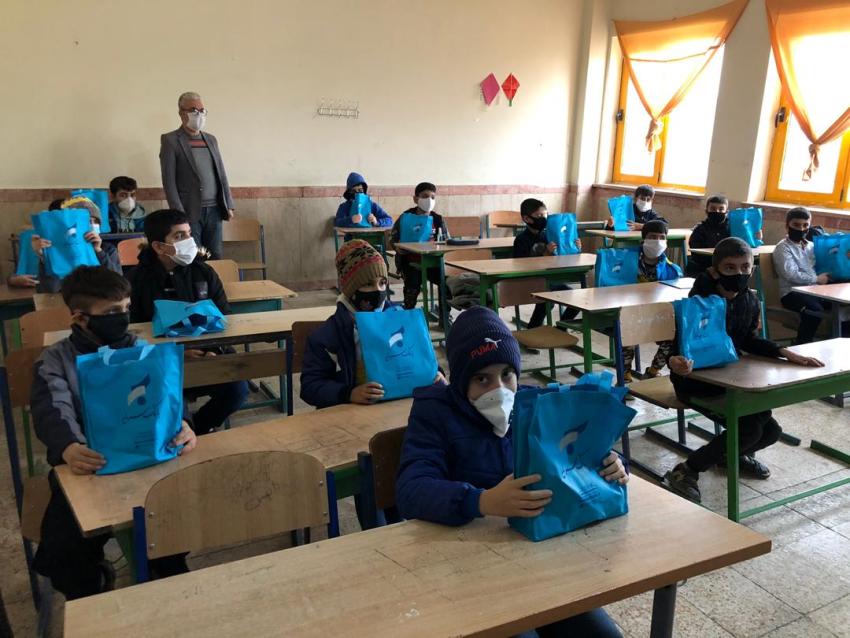 مدارس مناطق محروم بانک سرمایه