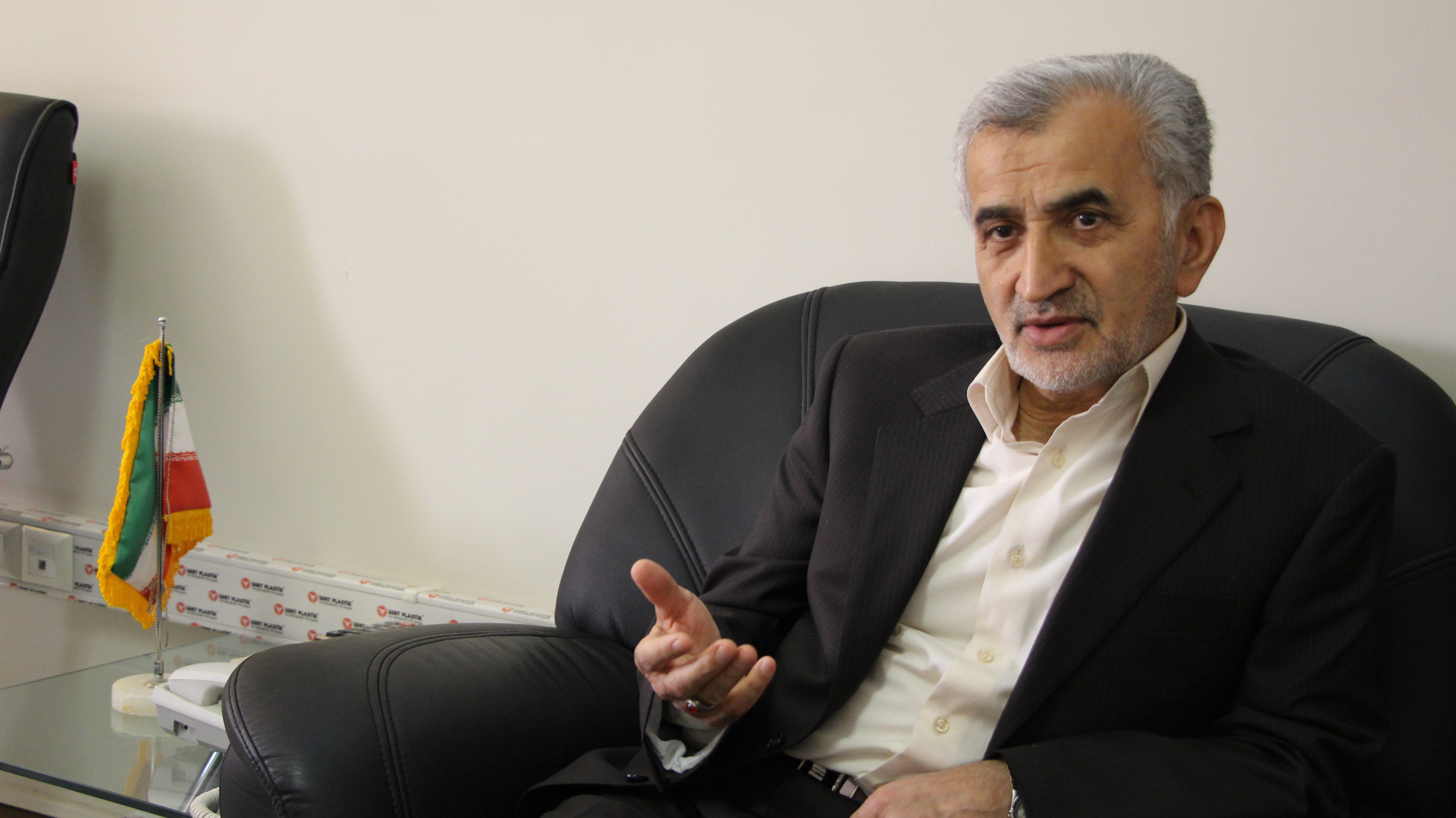 سخایی