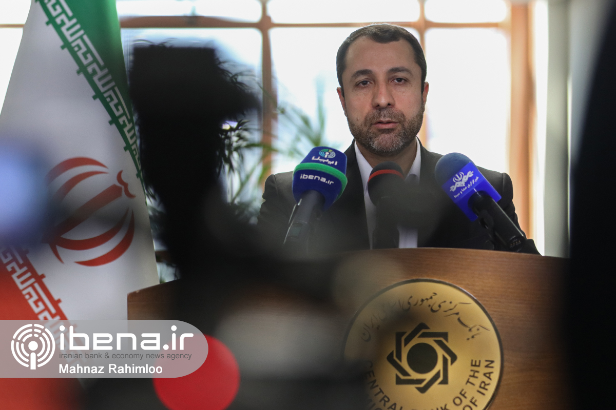علی صالح آبادی