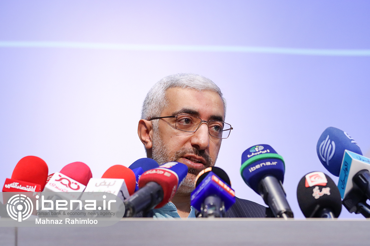 نشست خبری رئیس سازمان بورس و اوراق بهادار