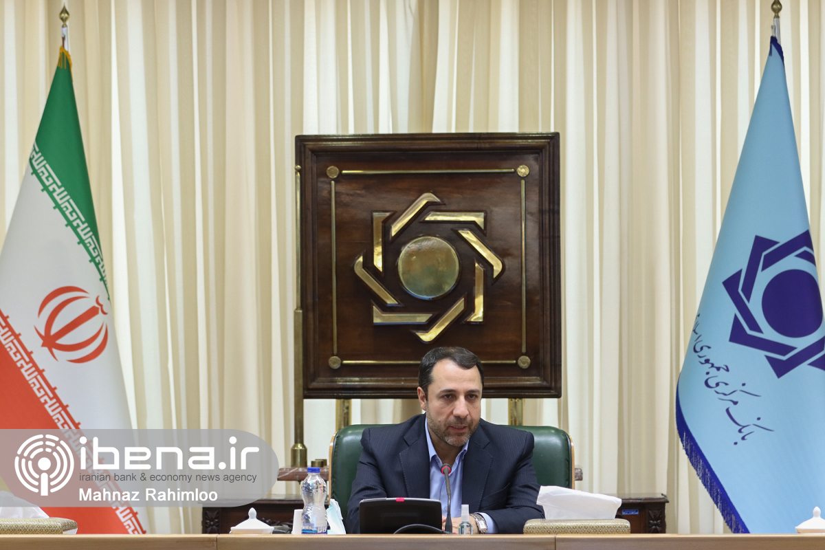 نشست رئیس‌کل بانک مرکزی با مدیران پتروشیمی‌ها