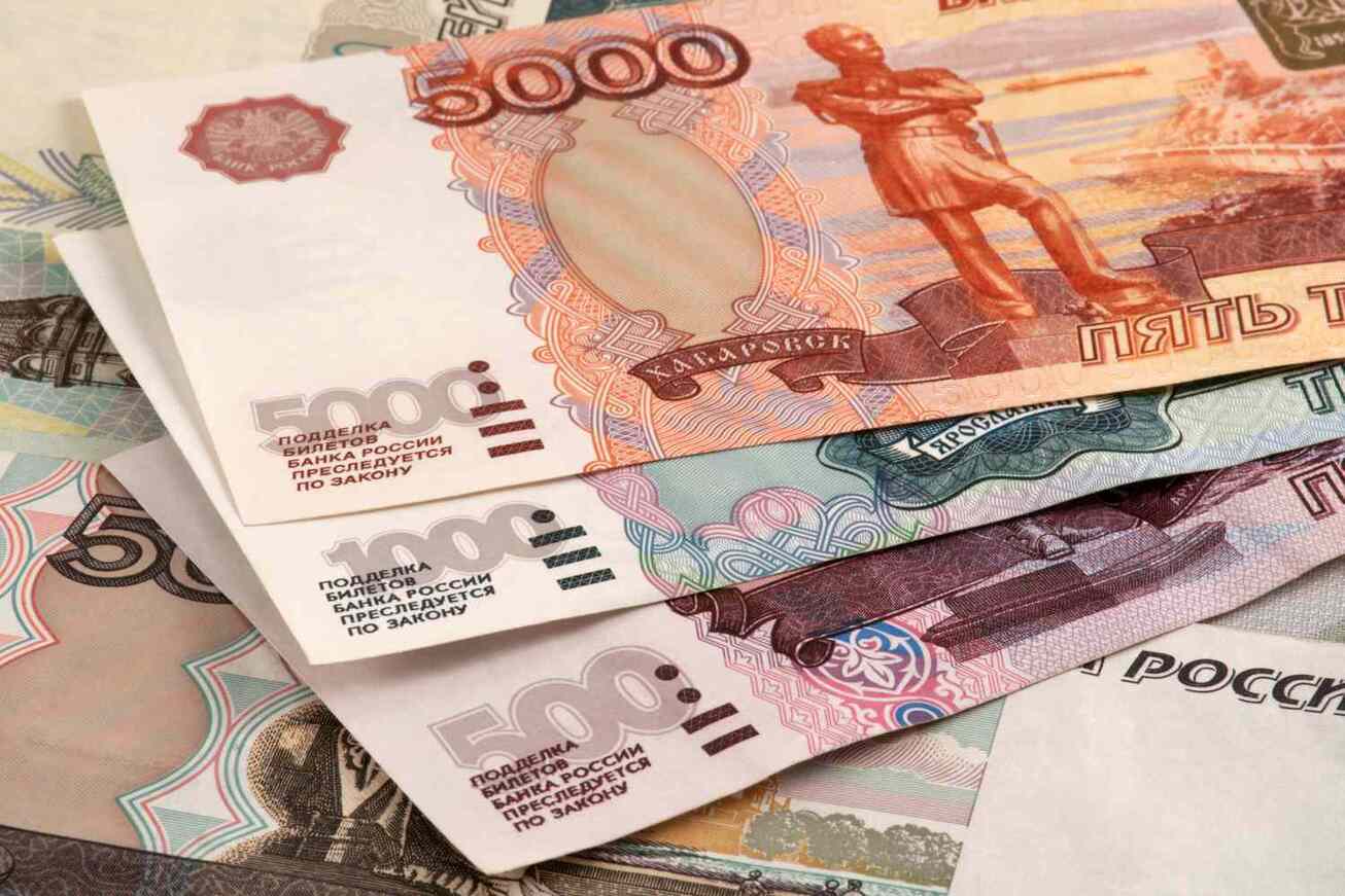 قیمت دینار عراق و روبل روسیه امروز چهارشنبه ۲۸ دی