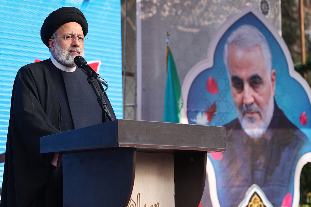 اطمینان دارم با مشارکت مردم نرخ تورم و ارز روند کاهشی خواهد یافت