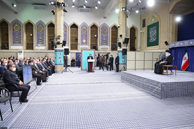 رهبر انقلاب: مجلس تعهدات مالی بدون منابع مطمئن به دولت تحمیل نکند/ «سرمایه گذاری در تولید» و «ارتقای بهره وری» دو رکن اساسی رشد اقتصادی