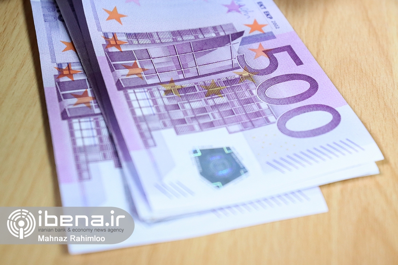 قیمت یورو در صرافی&zwnj;ها کاهشی شد