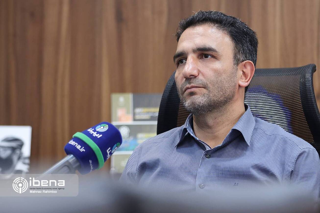ارائه خدمات جدید در بانک&zwnj; کارگشایی؛ به&zwnj;زودی/
کسر از حقوق بازنشستگان ضمانت وام می&zwnj;شود