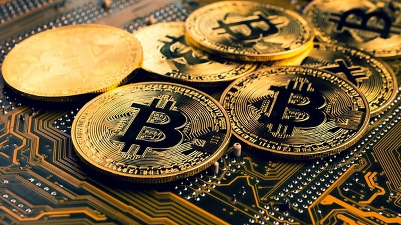قیمت بیت&zwnj;کوین ۴ درصد کاهش یافت