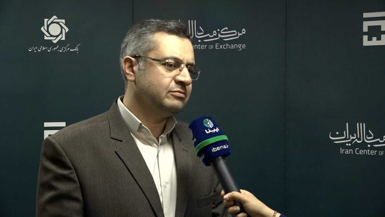 جزییات پرداخت ارز دانشجویی/ بانک مرکزی دخالتی در نرخ&zwnj;گذاری ارز صرافی&zwnj;ها ندارد
