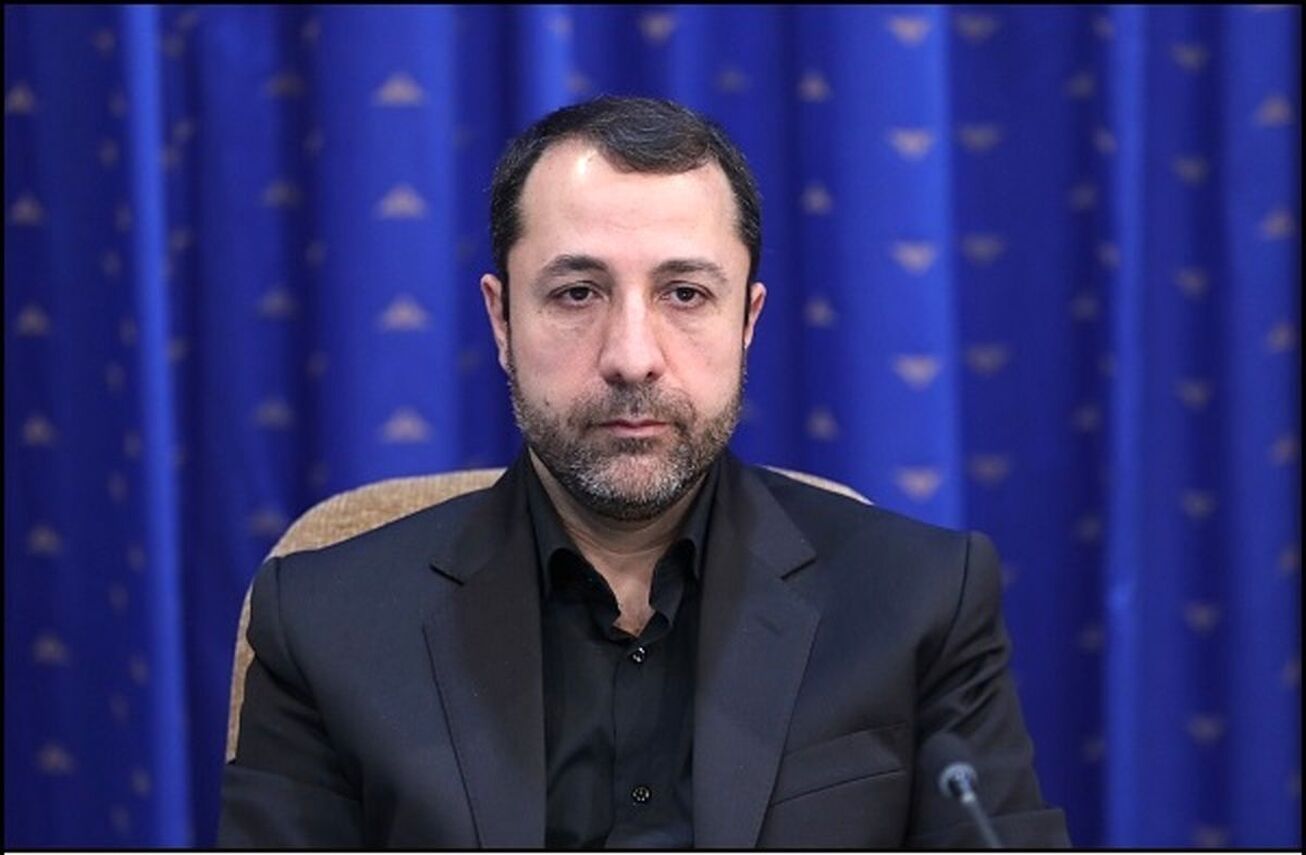 پیام تسلیت رئیس&zwnj;کل بانک مرکزی به مناسب درگذشت دکتر عادل&zwnj;آذر
