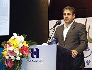بانک صادرات ۱۸هزار میلیارد وام بدون ضامن پرداخت کرد