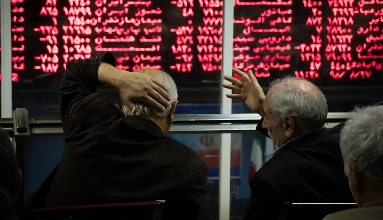 شاخص&zwnj;کل بورس بازهم عقب&zwnj;نشینی کرد