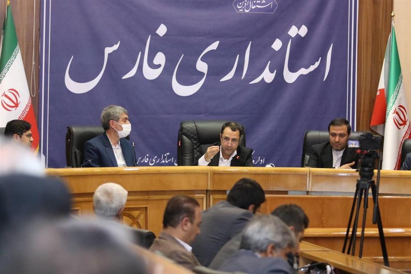 تنوع&zwnj;بخشی به ابزار&zwnj;های تأمین مالی در دستور کار بانک مرکزی / تجربه تلخ تورم ناشی از خلق پول نباید تکرار شود/ بانک&zwnj;ها نقدینگی مورد نیاز را با فروش اموال مازاد تأمین کنند