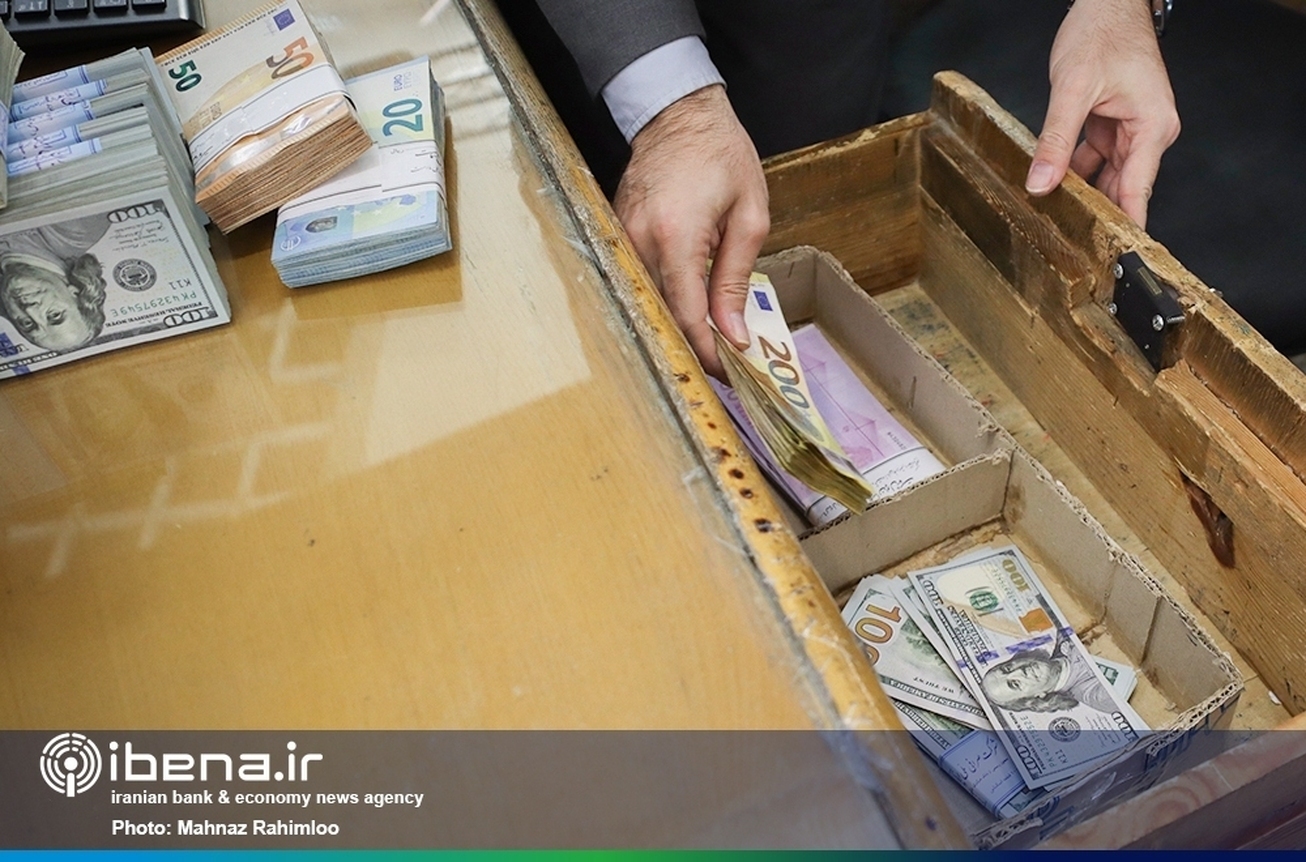 بیش از ۷۰۰ میلیون یورو در سامانه نیما مشتری نداشت/ ۹ میلیون دلار و یورو در بازار توافقی معامله شد