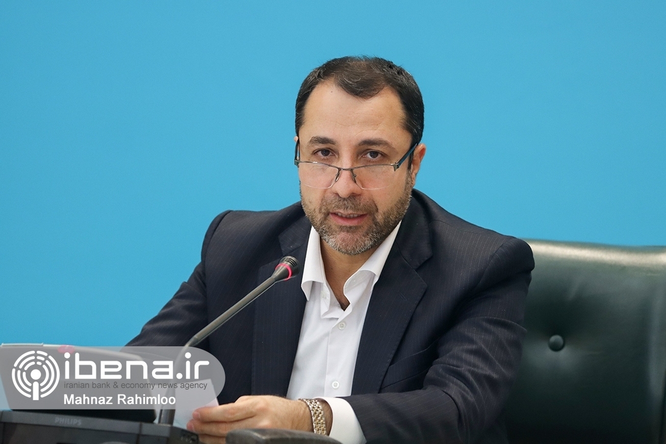 رئیس کل بانک مرکزی: مشکلی در تامین ارز نداریم/ خرید ارز به صورت آنلاین از شنبه