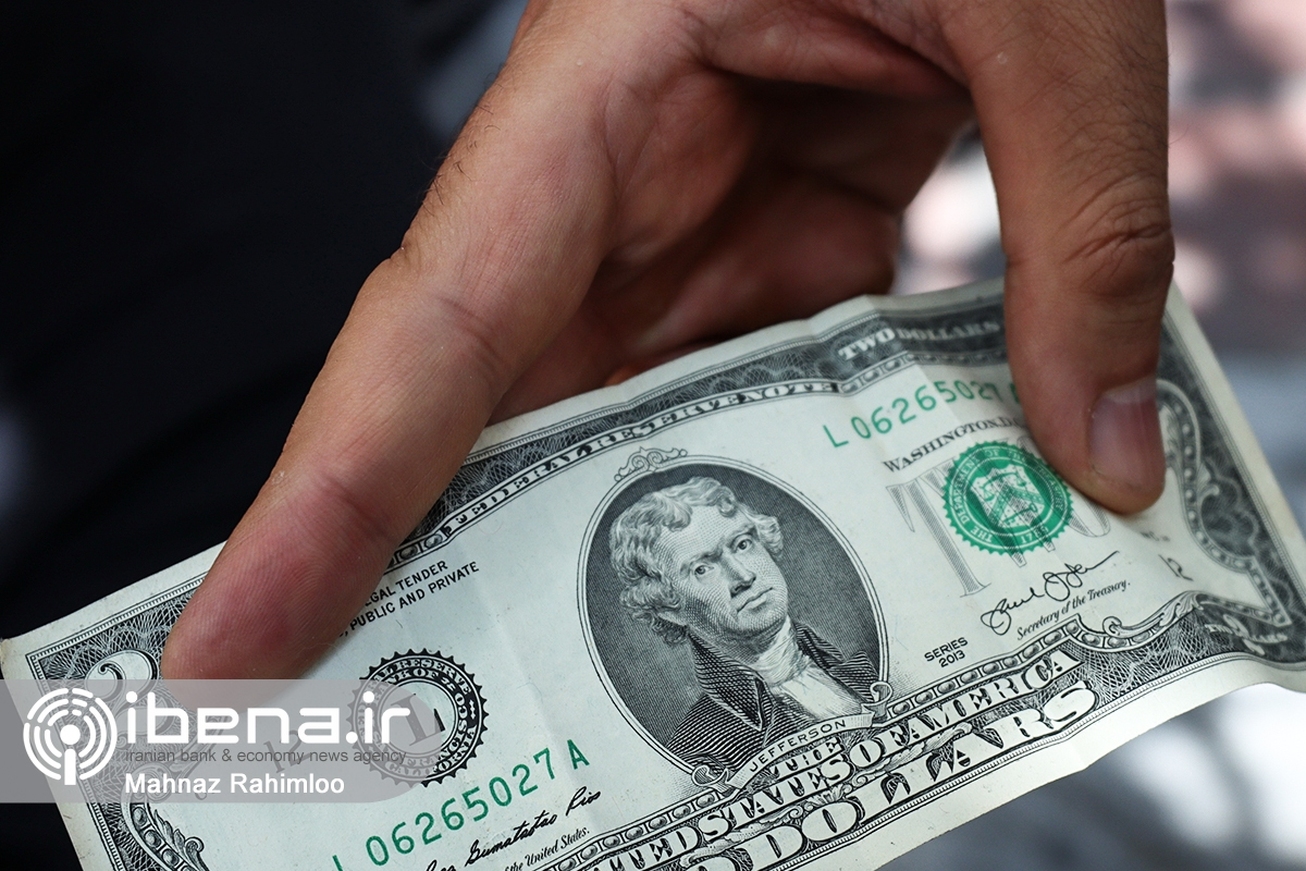 ماجرای عجیب &laquo;نرخ سازی دلار&raquo; در فضای مجازی