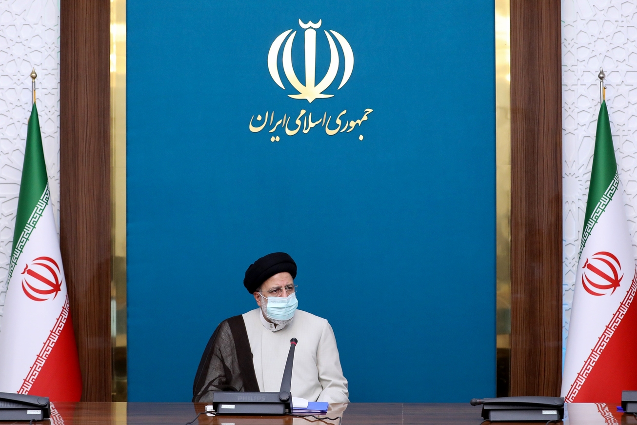 تشدید نظارت بانک مرکزی بر خلق نقدینگی توسط بانک&zwnj;ها/ تشکیل کارگروهی برای رصد و جلوگیری از هرگونه تصمیمات تورم&zwnj;زا