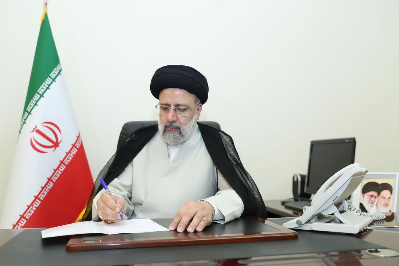 موافقت رئیس&zwnj; جمهور با استعفای رستم قاسمی
