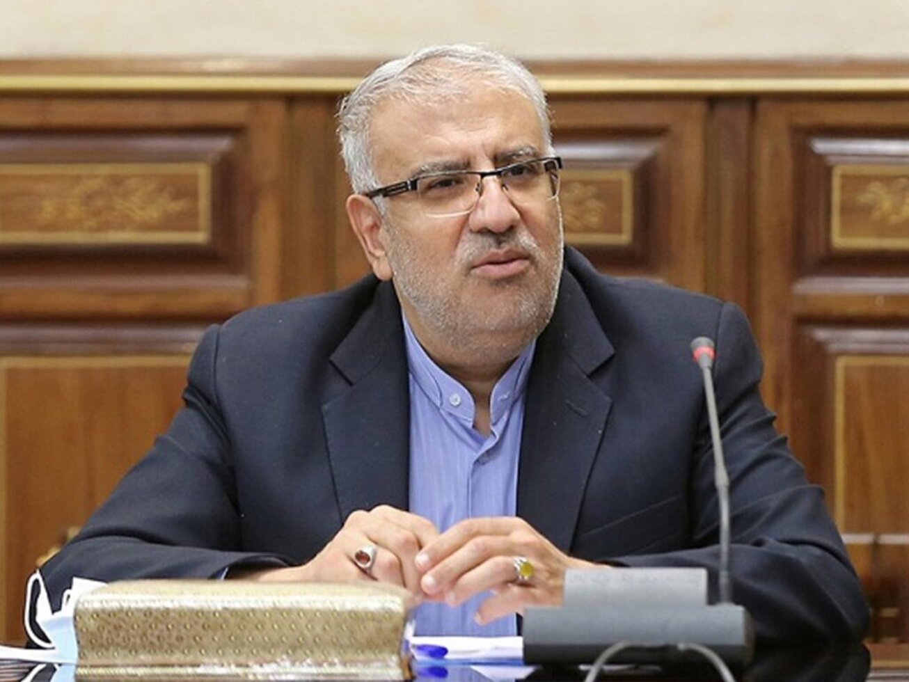 ثبت بالاترین رکورد صادرات نفت و محصولات پتروشیمی ایران در آبان ماه