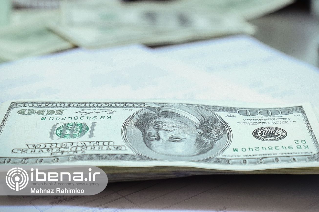 آغاز معاملات توافقی ارز/ دلار در کانال ۳۵ هزار تومان قیمت گذاری شد