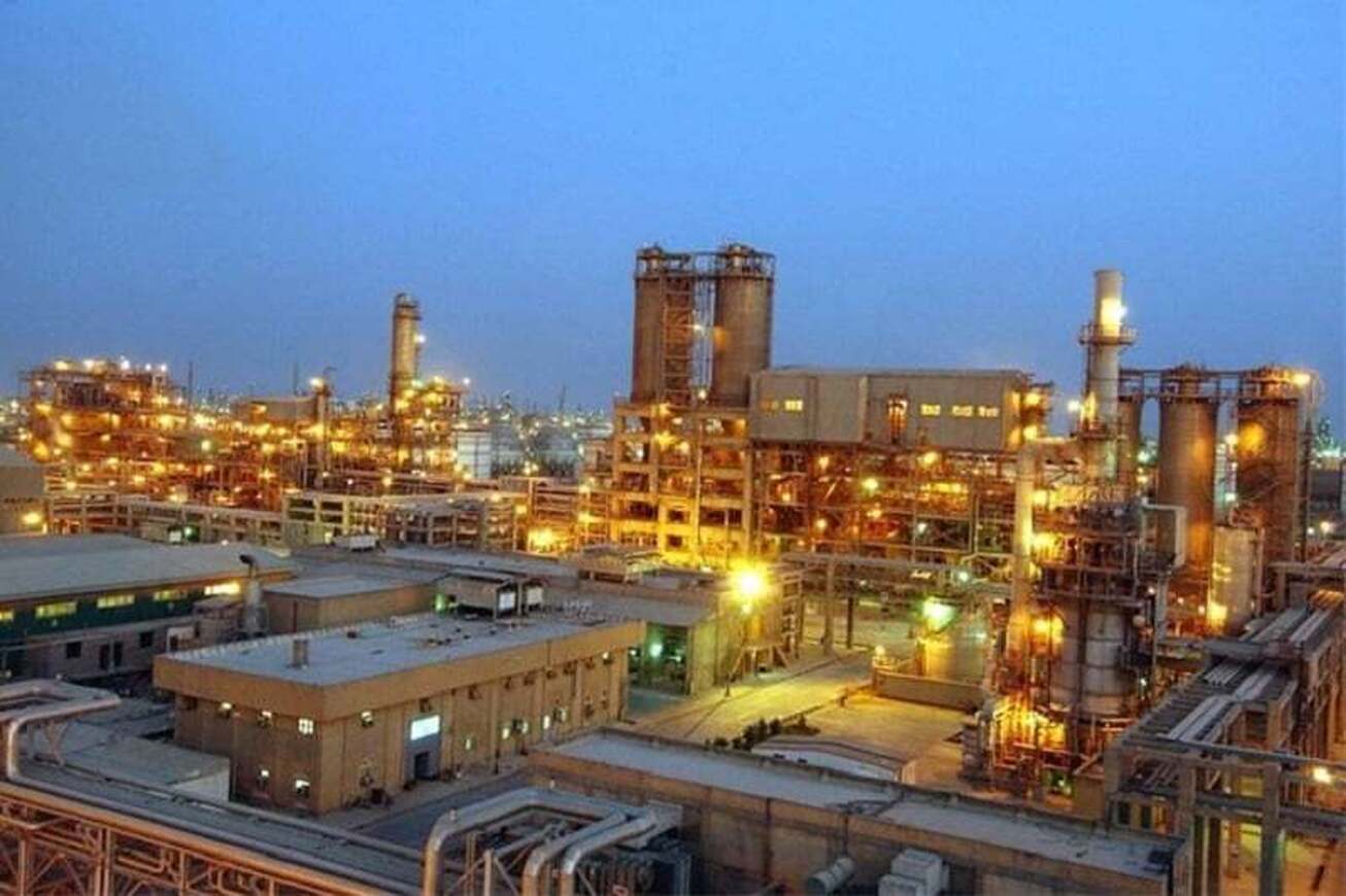 پیامد&zwnj;های تصمیم جدید بانک مرکزی بر صنعت پتروشیمی و قیمت کالا&zwnj;ها