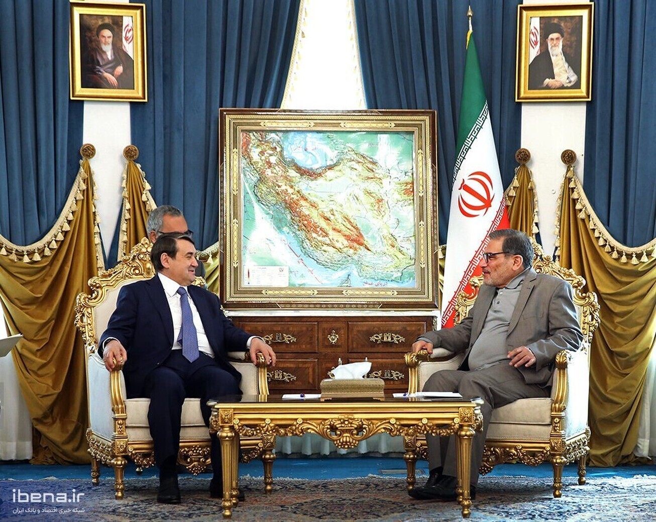 &laquo;کاهش اثرگذاری دلار&raquo;، سلطه غرب بر اقتصاد جهانی را به حداقل می&zwnj;رساند