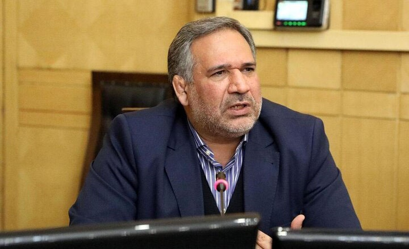 عملکرد بانک مرکزی در کنترل نقدینگی و مدیریت بازار ارز را مثبت می&zwnj;بینم