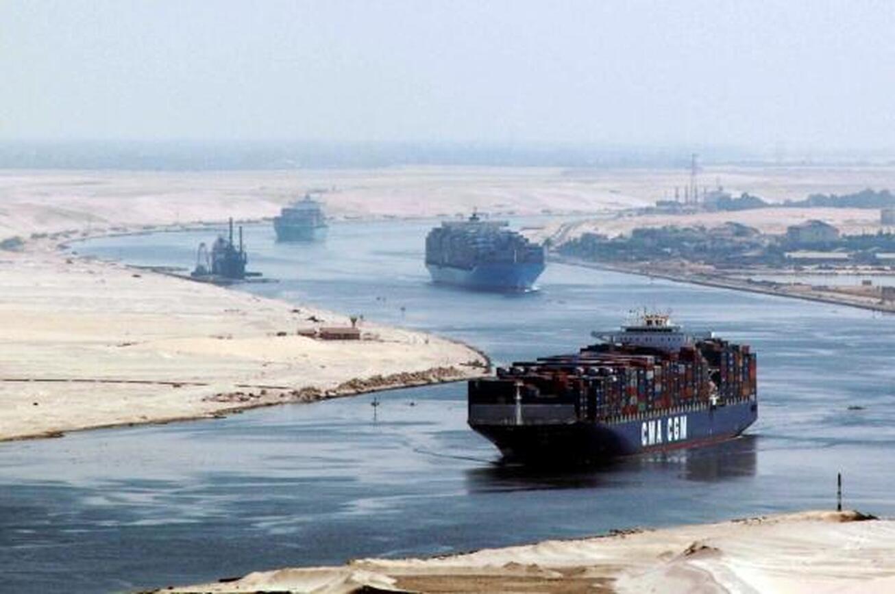 کاهش درآمد کانال سوئز