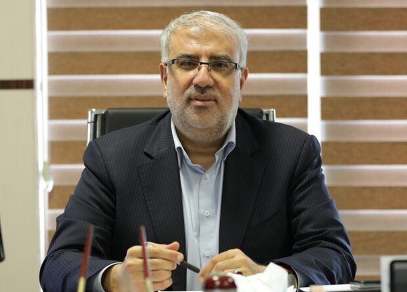بهره&zwnj;برداری از ۵ طرح بزرگ پتروشیمی تا پایان سال