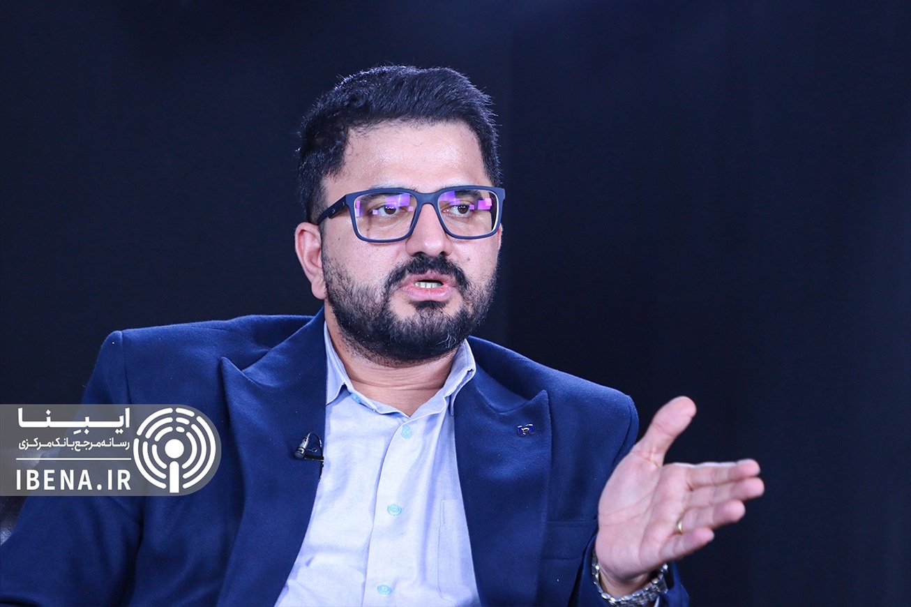 اگر در مسافرت کارتمان توسط عابر ضبط شد، چه کنیم؟