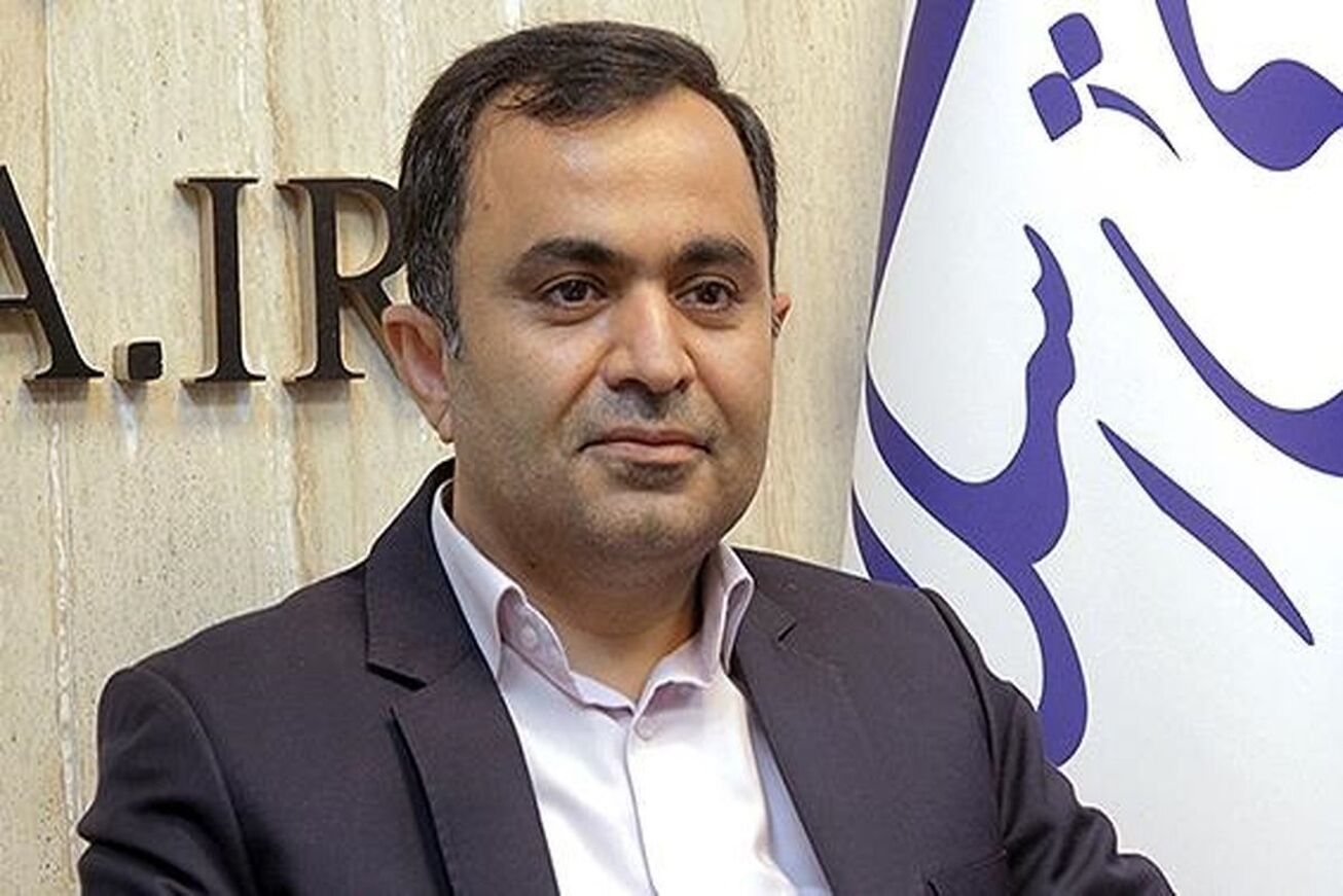 تکذیب وام&zwnj;های میلیاردی حقوق&zwnj;بگیران نظام بانکی/ کارمندان بانک&zwnj;ها دچار بیماری اعصاب می&zwnj;شوند